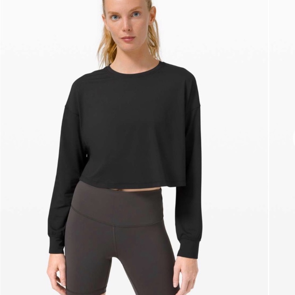 Lululemon Black Muscle Love Cropped Long-Sleeve Women's Top